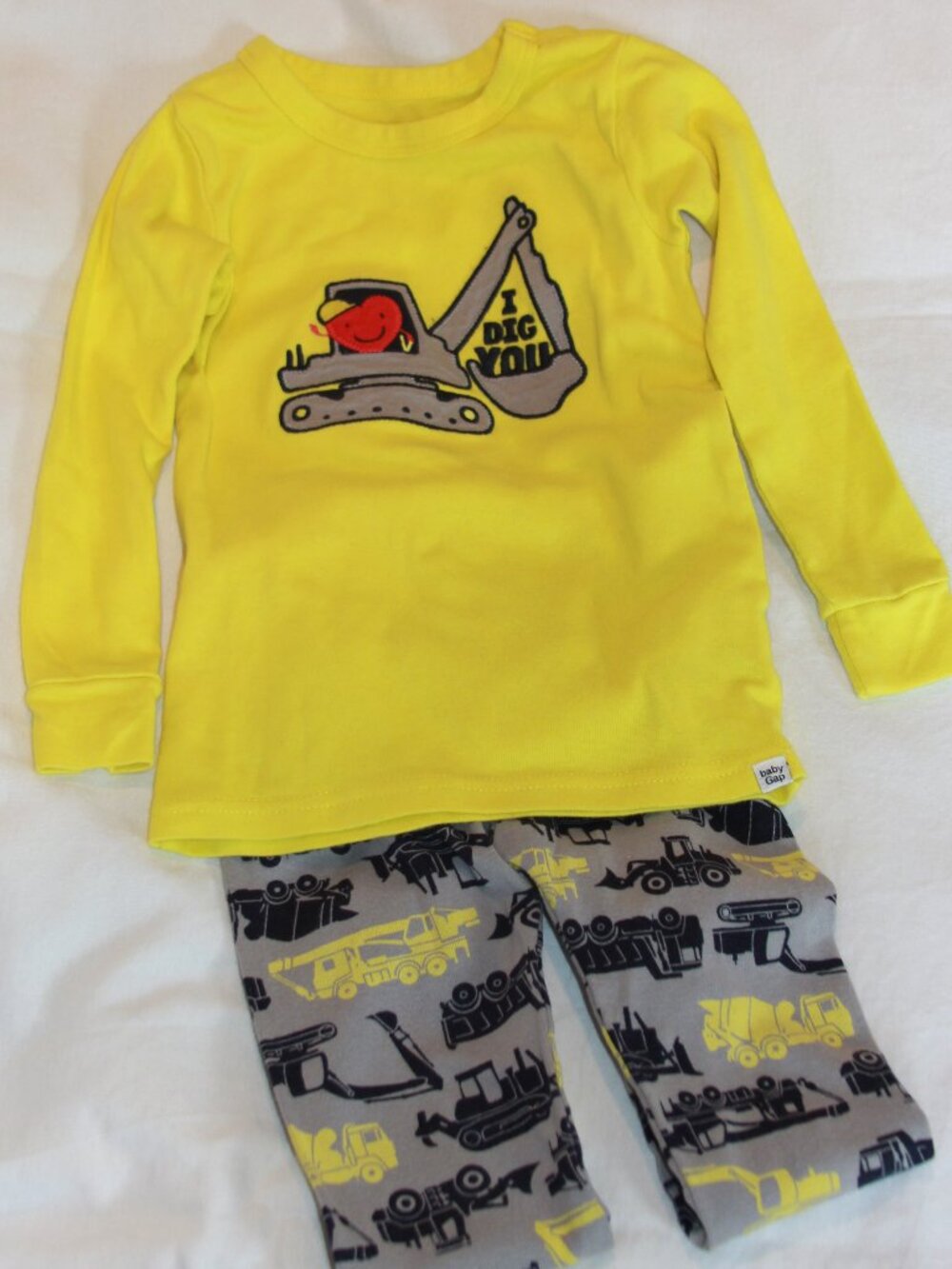 Baby Gap Yellow Boy Construction Red Heart (3T) 2 Piece Pajamas Set I Dig You